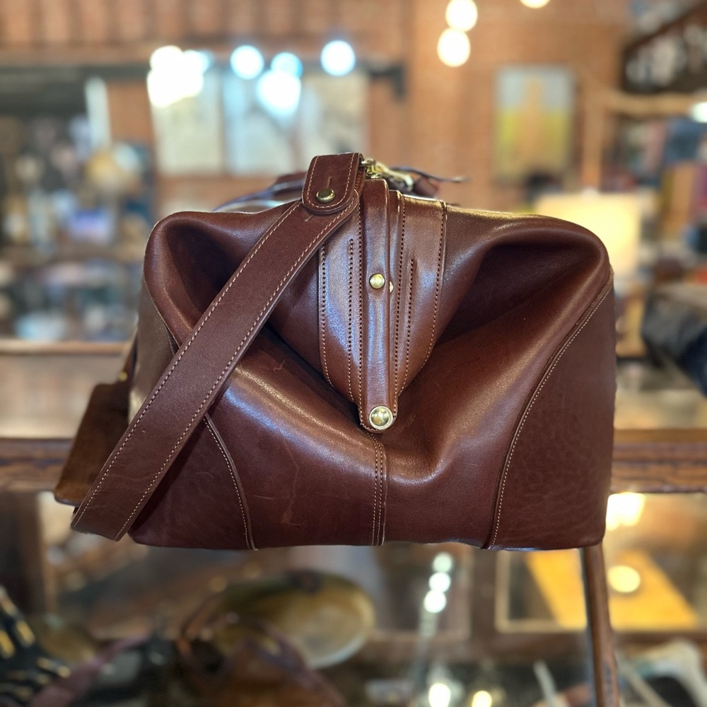 Classic Brown Leather Duffel Bag for Men — No5 Grip Bag Colonel Littleton - Picture 4 of 13